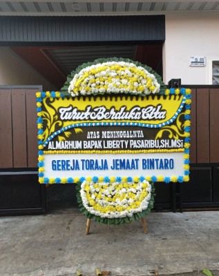 Papan Bunga Duka di Iwur